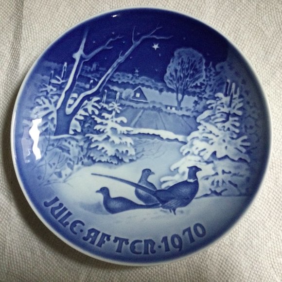 B&G Copenhagen Porcelain 'Jul i skovbrynet' 1970 Decorative Plate Denmark - Picture 1 of 7
